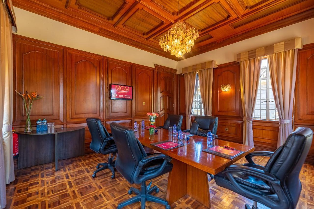 Muthu Sovereign Suites & Spa, Limuru Road, Nairobi Esterno foto
