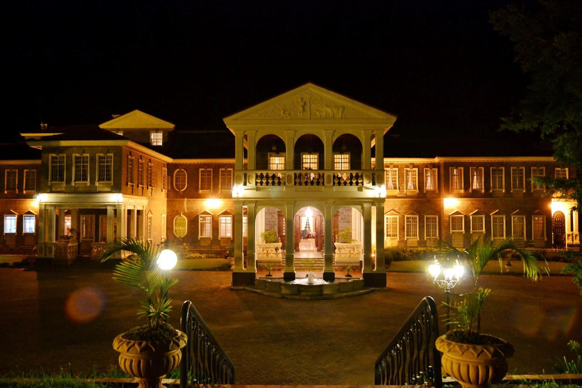 Muthu Sovereign Suites & Spa, Limuru Road, Nairobi Esterno foto